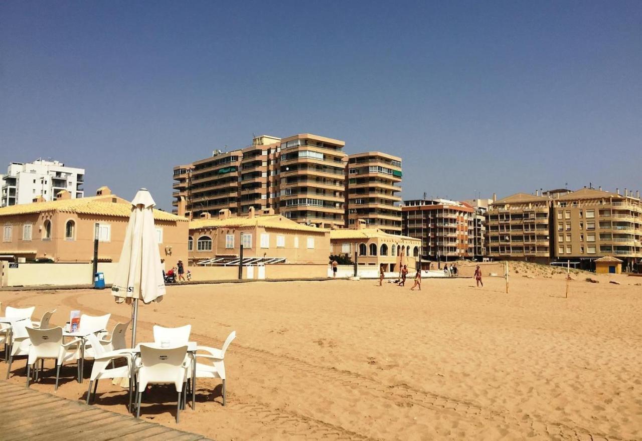 Luxury Suite Apartment Torrevieja Esterno foto